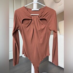 ASTR Chestnut Cutout Long Sleeve Bodysuit